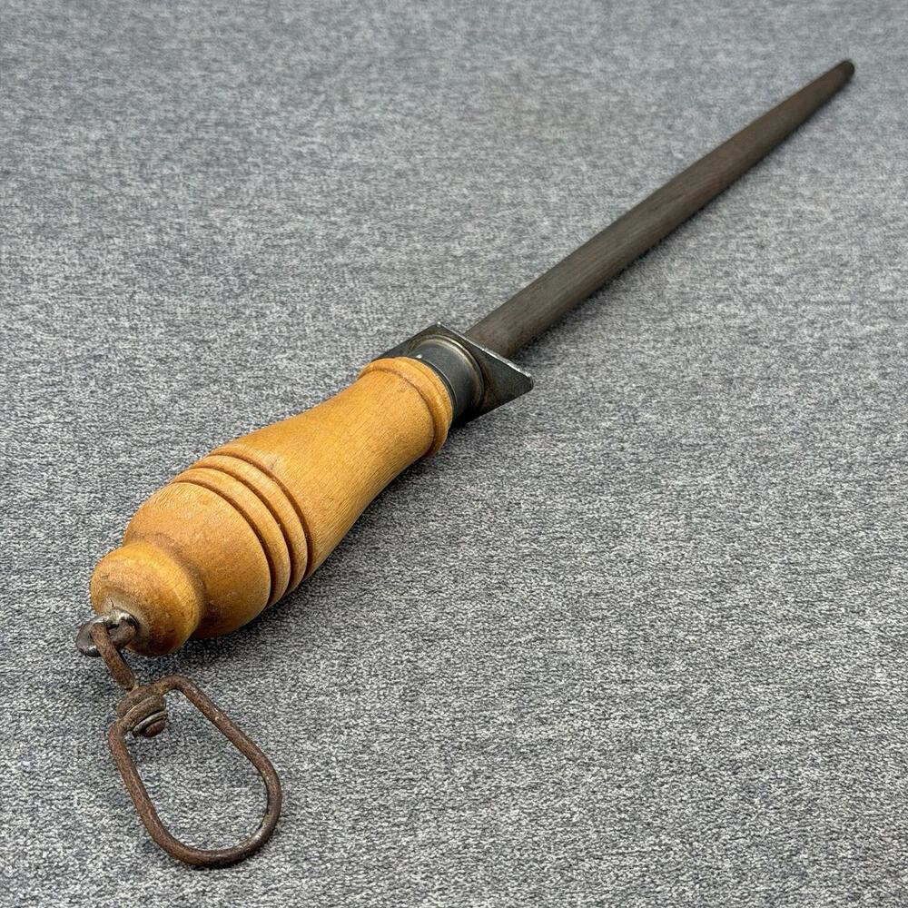 Vintage Lamson USA Knife Sharpening Steel Honing Rod Wood Beehive Handle Rusty